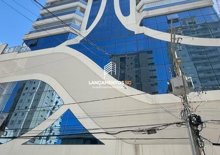 Apartamento no bairro Meia Praia em Itapema - Cód. 1628
