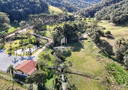 Terreno no bairro Morro Chato em Rancho Queimado - Cód. 2035