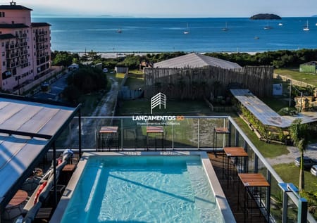 Apartamento no bairro Jurerê em Florianópolis - Cód. 1653