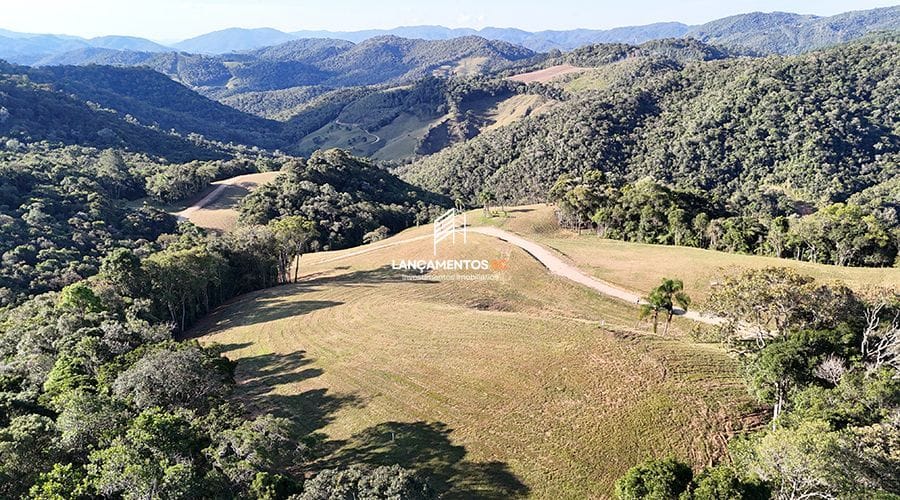 Terreno no bairro Morro Chato em Rancho Queimado - Cód. 2036