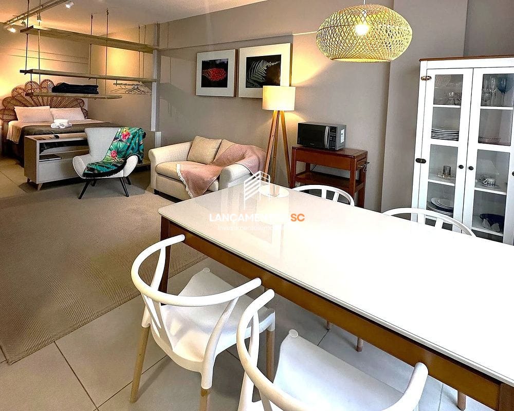 Apartamento no bairro Centro em Florianópolis - Cód. 1979