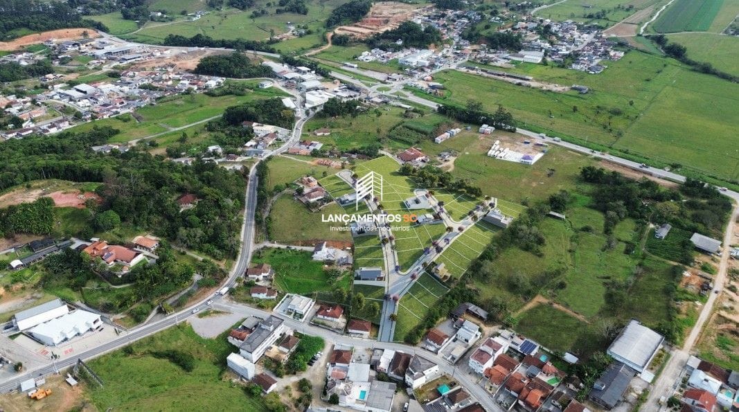 Terreno no bairro Centro em Santo Amaro da Imperatriz - Cód. 1998