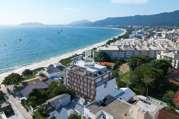 Apartamento no bairro Cachoeira do Bom Jesus em Florianópolis - Cód. 1725
