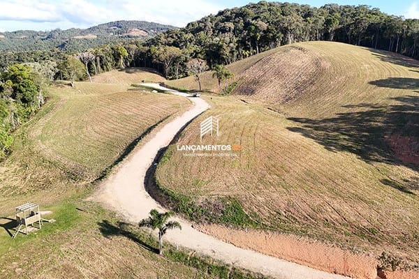 Terreno no bairro Morro Chato em Rancho Queimado - Cód. 2036