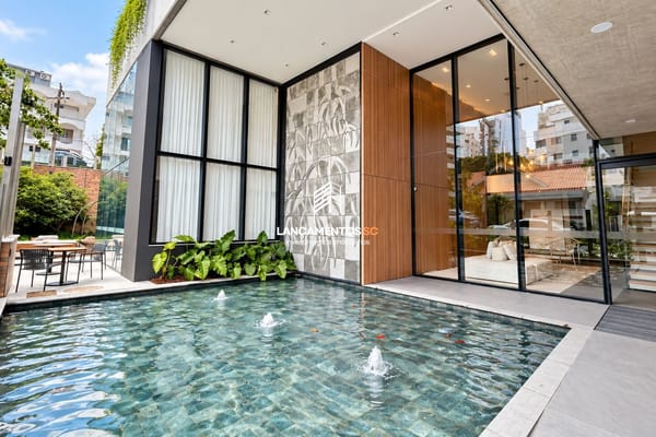 Apartamento no bairro Centro em Florianópolis - Cód. 1261