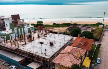 Lançamento na quadra do mar em Gov. Celso Ramos/SC