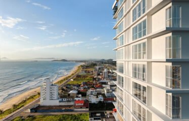 Lançamento a 70 metros do mar em Barra Velha/SC