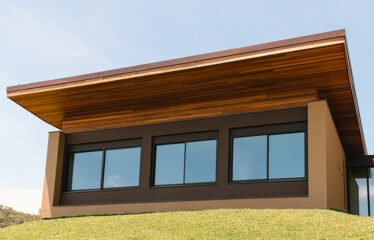 Casa em condomínio de alto padrão em Rancho Queimado