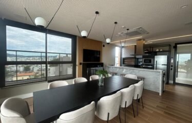 Apartamento Garden, decorado e mobiliado no Estreito