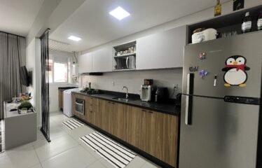 Apartamento semimobiliado próximo da UFSC, Pantanal