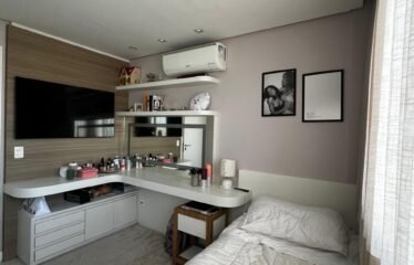 Apartamento semimobiliado no Estreito