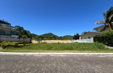 Terreno com 513m² no Condomínio Casablanca em Cacupé