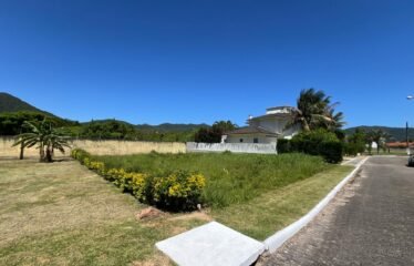 Terreno com 513m² no Condomínio Casablanca em Cacupé